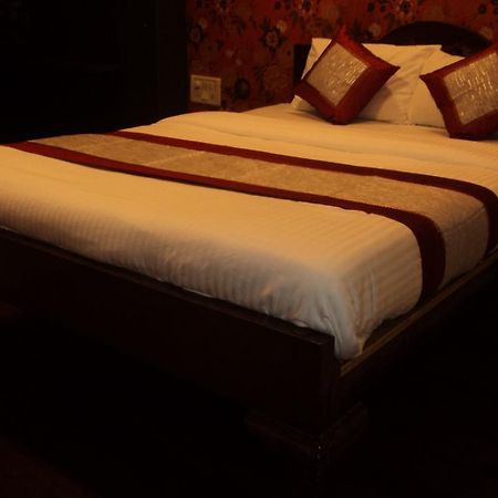 Benazeer Hotel Mumbai Luaran gambar