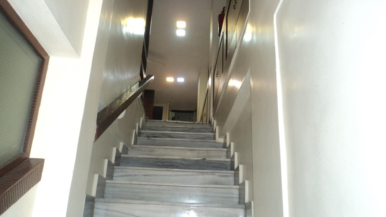 Benazeer Hotel Mumbai Luaran gambar