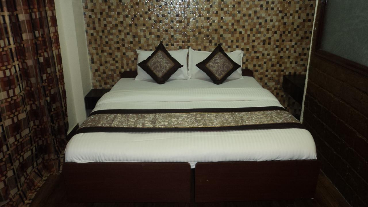 Benazeer Hotel Mumbai Luaran gambar