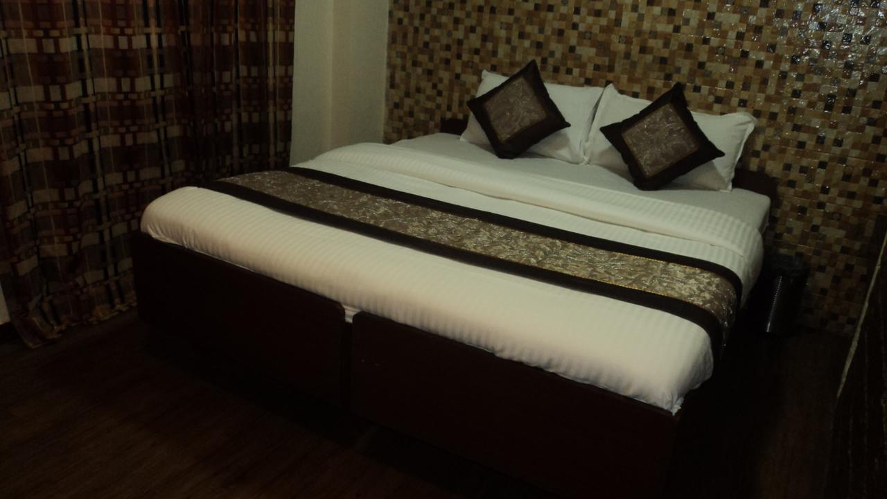 Benazeer Hotel Mumbai Luaran gambar