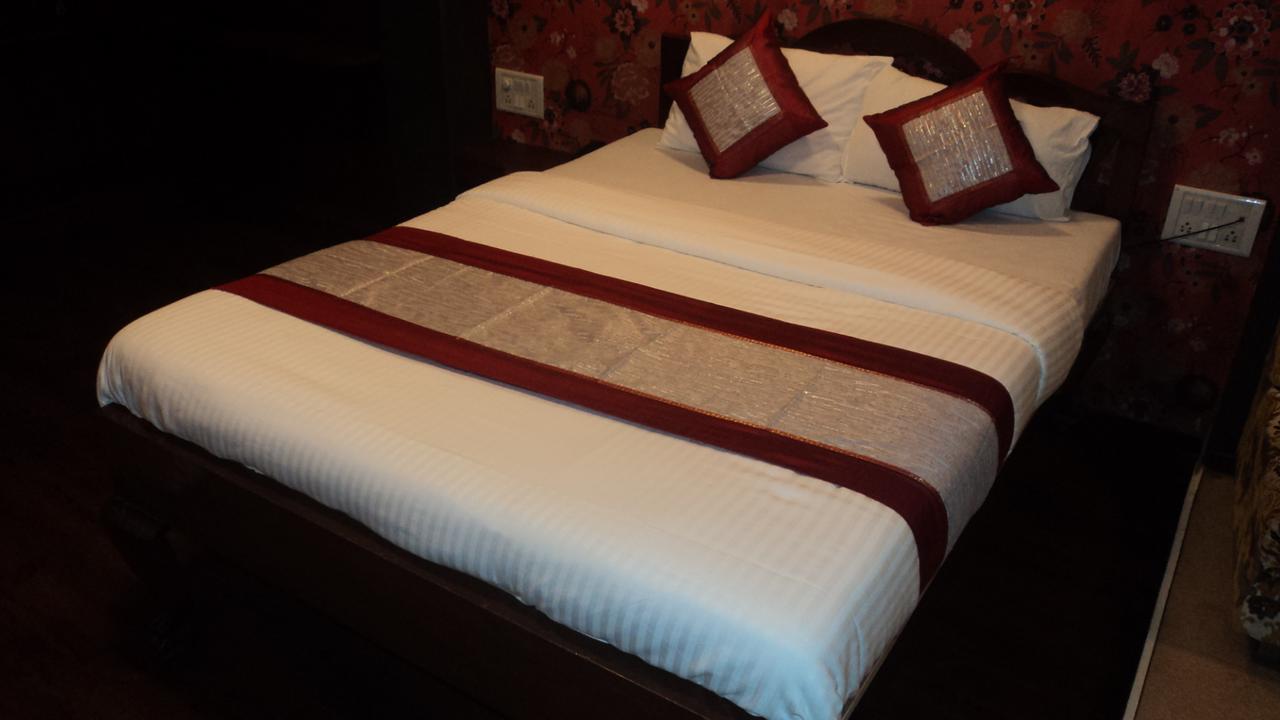 Benazeer Hotel Mumbai Luaran gambar