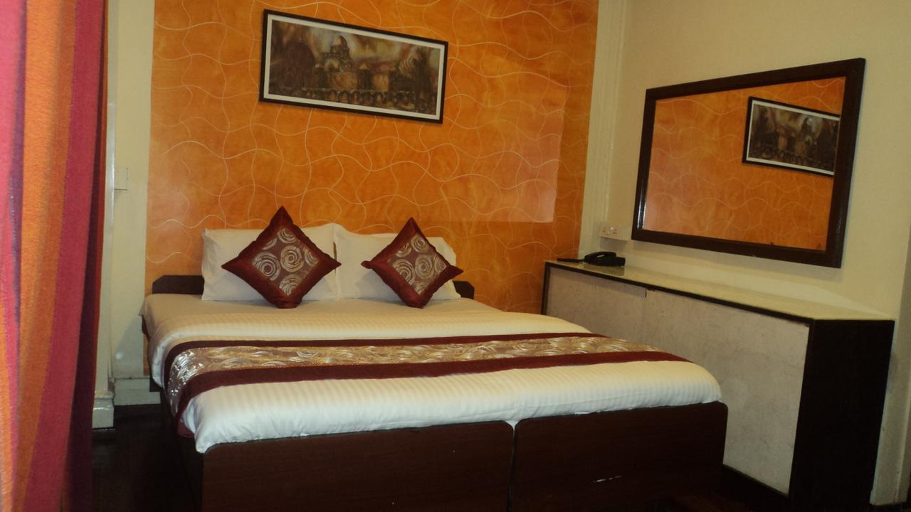 Benazeer Hotel Mumbai Luaran gambar