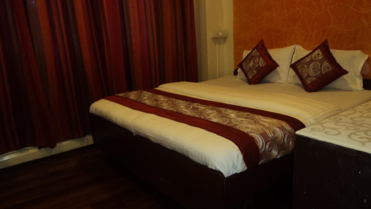 Benazeer Hotel Mumbai Luaran gambar