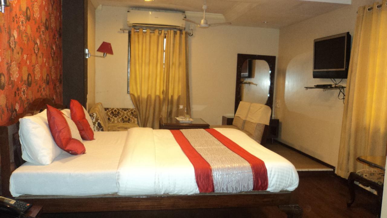 Benazeer Hotel Mumbai Luaran gambar