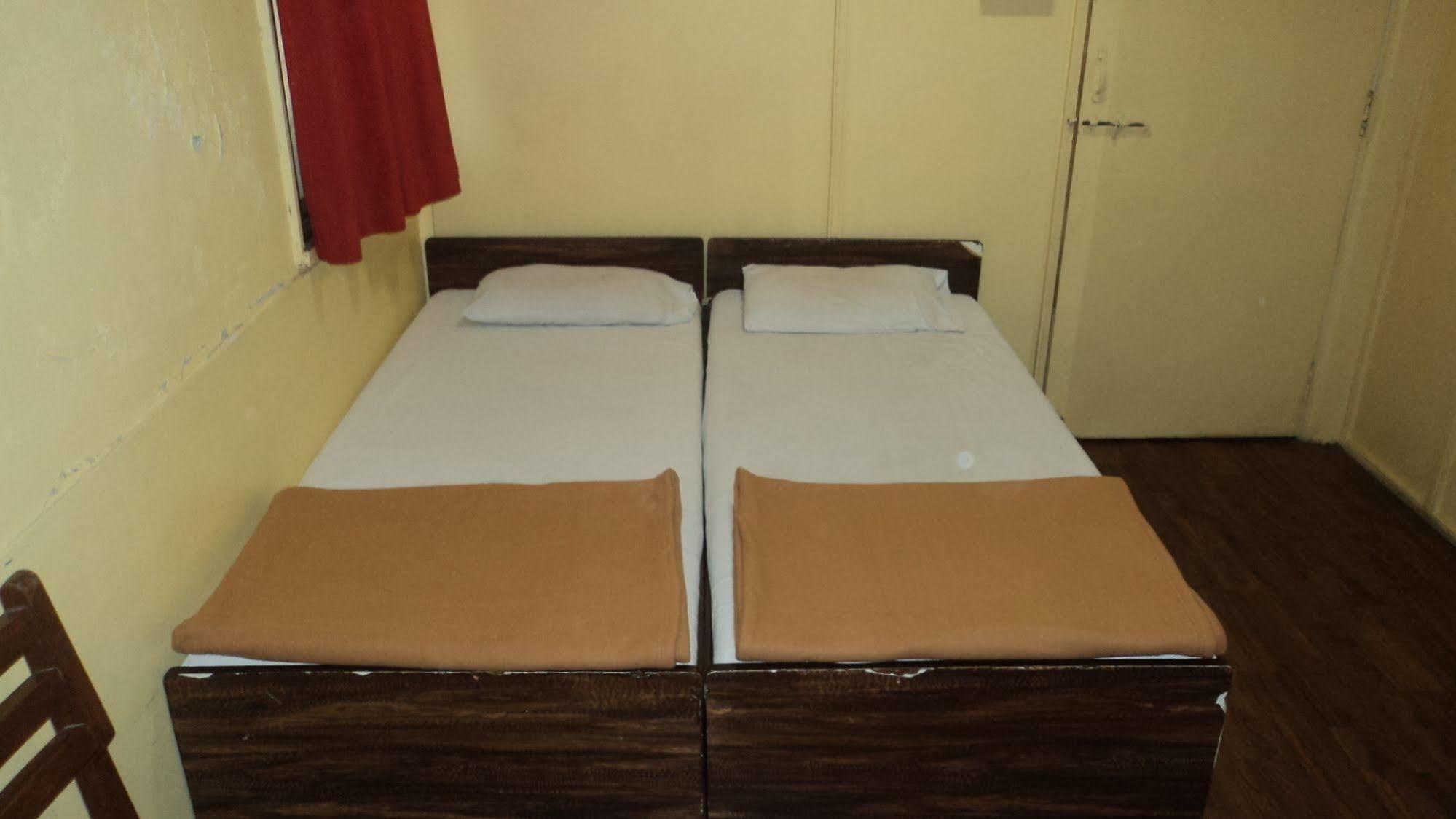 Benazeer Hotel Mumbai Luaran gambar
