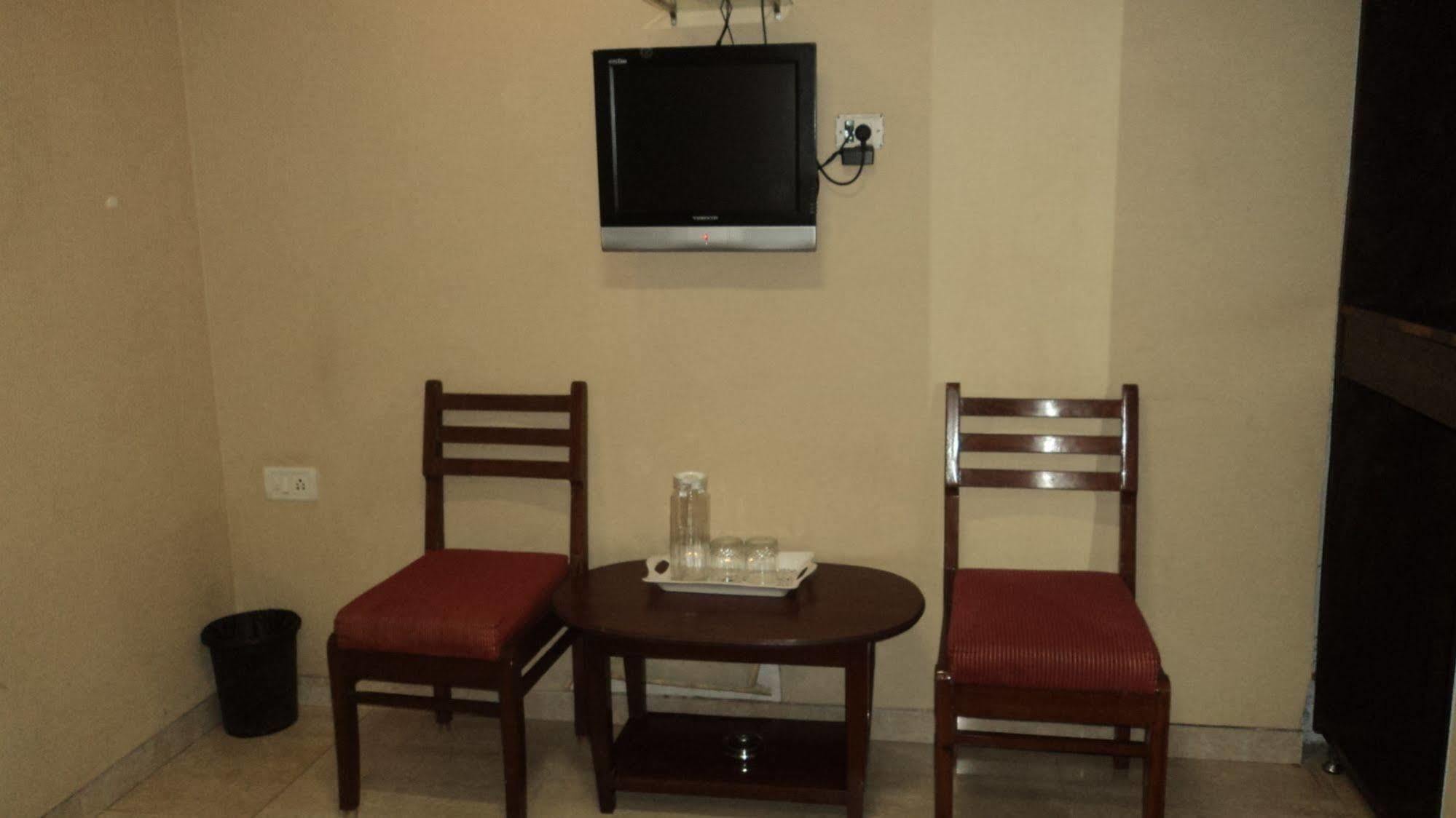 Benazeer Hotel Mumbai Luaran gambar